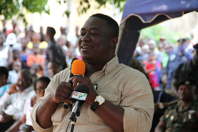 Be neutral – Minister tells public servants