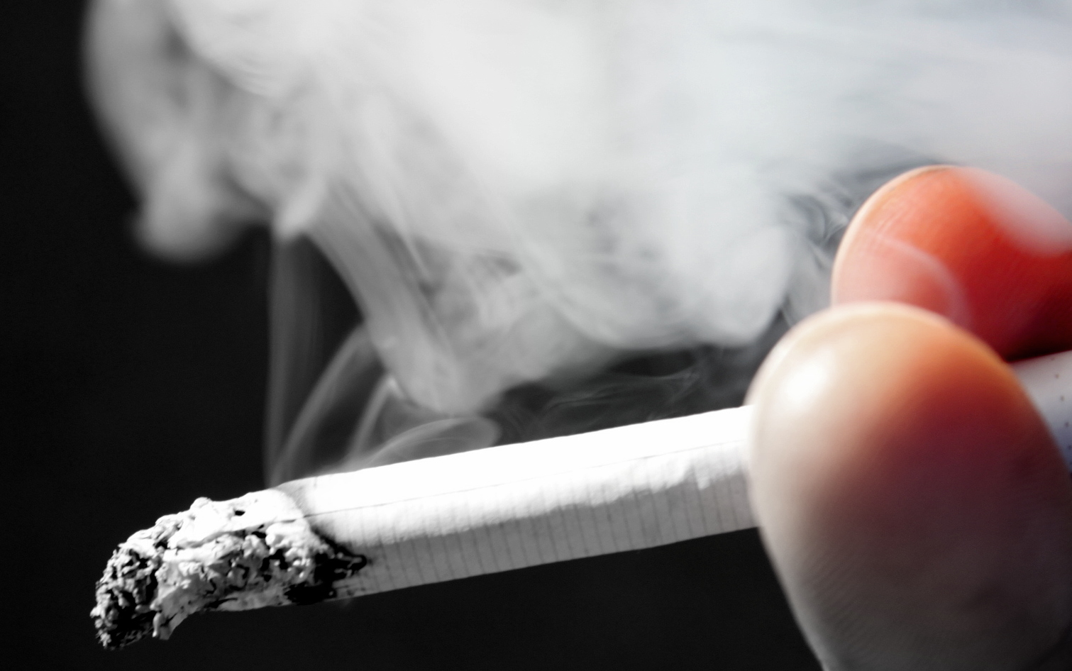 Smoking causes one in 10 deaths worldwide, new study shows