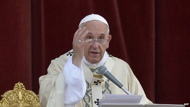 Pope signals he’s open to married Catholic men becoming priests