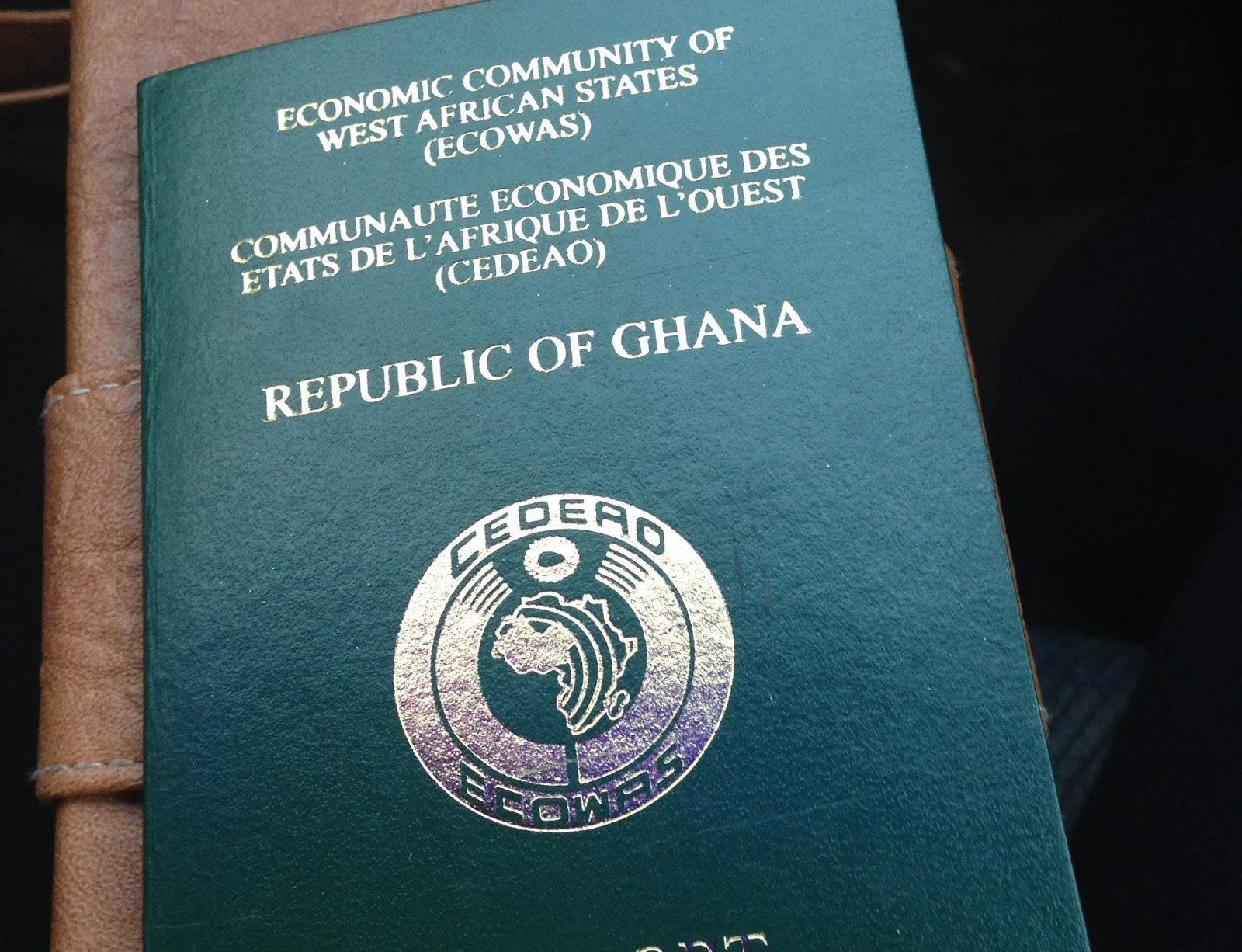 ‘Passport contractor’ grabbed