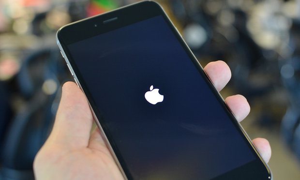 Qualcomm seeks Apple iPhone sales ban