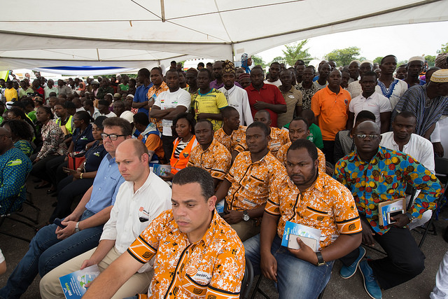 mahama at tamale airport (6)