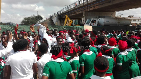 Bonded Nurses threaten another demo over delayed posting