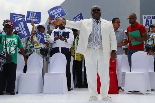 Ali Bongo sworn in as Gabon president despite disputed win