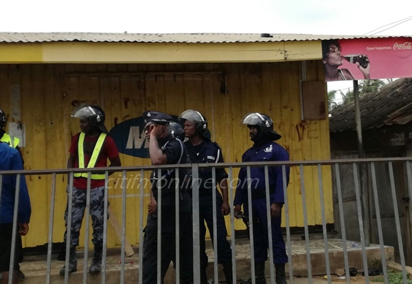 Police threaten curfew over NDC, NPP clashes