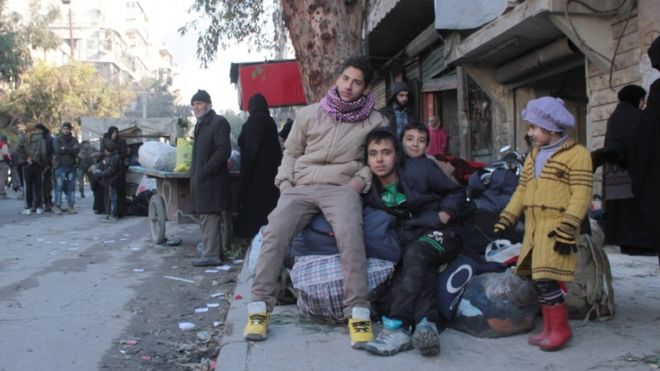 Aleppo evacuation: Thousands ‘to be moved’ as new deal reached