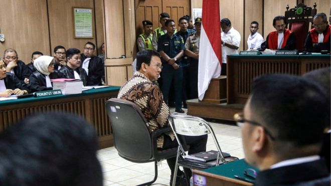 Jakarta governor weeps at blasphemy trial
