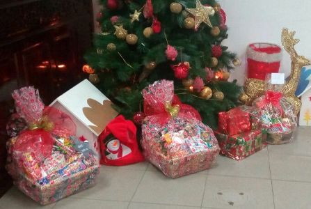 Hamper sales pick up ahead of Christmas (Audio)