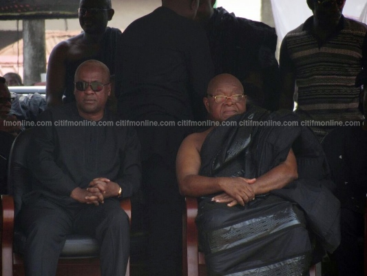 Mahama, Speaker of Parliament, MPs mourn Asantehemaa [Photos]
