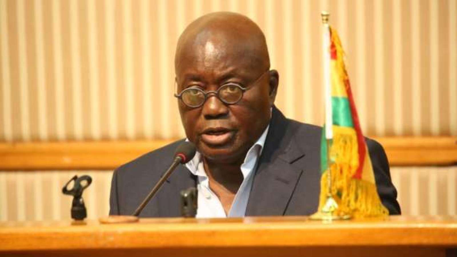 Mahama’s conduct over bungalow saga ‘credit’ to Ghana – Nana Addo