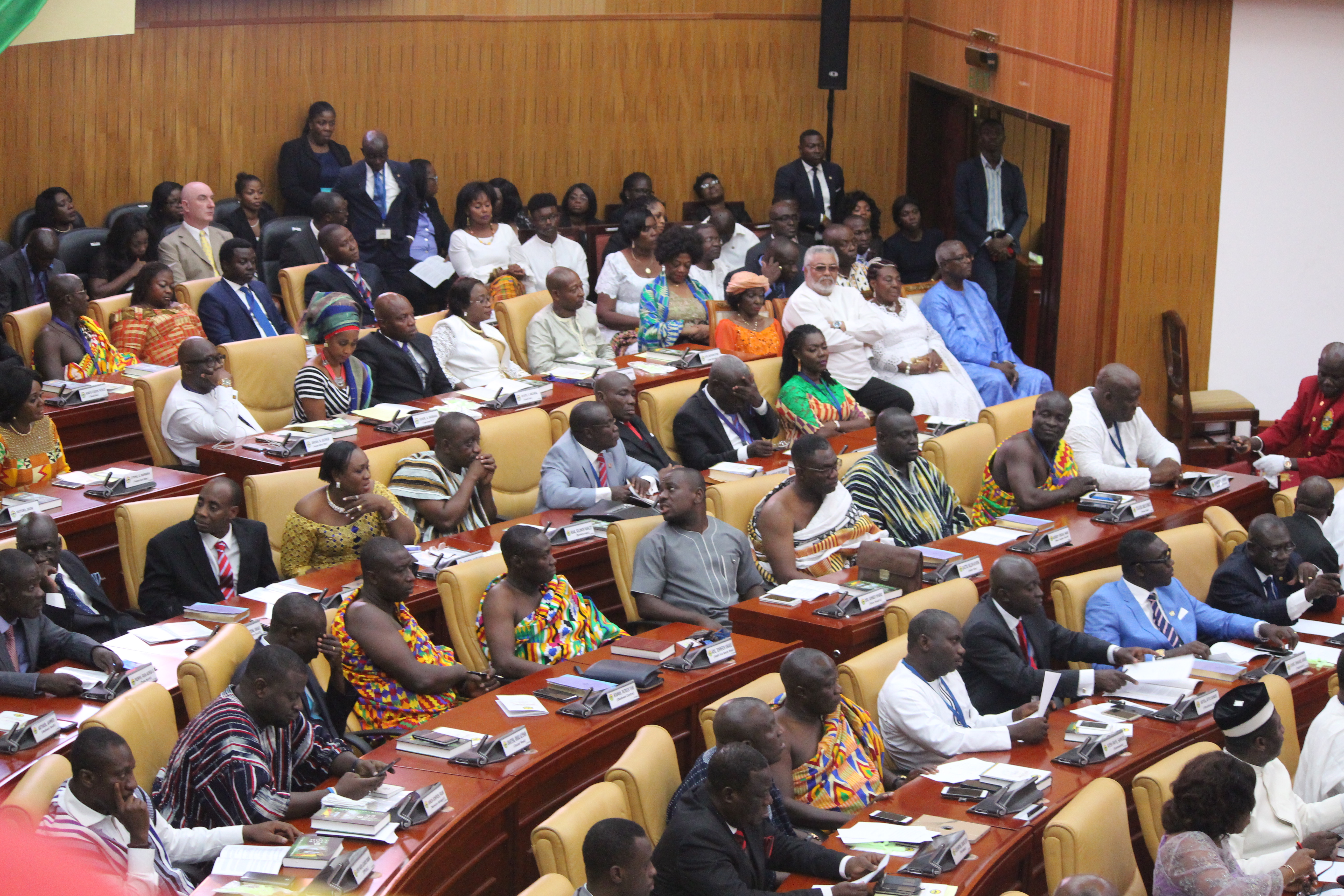 Parliament to form 3 emergency committees for gov’t business