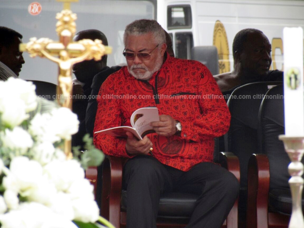 Rawlings joins Asanteman to mourn late Asantehemaa [Photos]