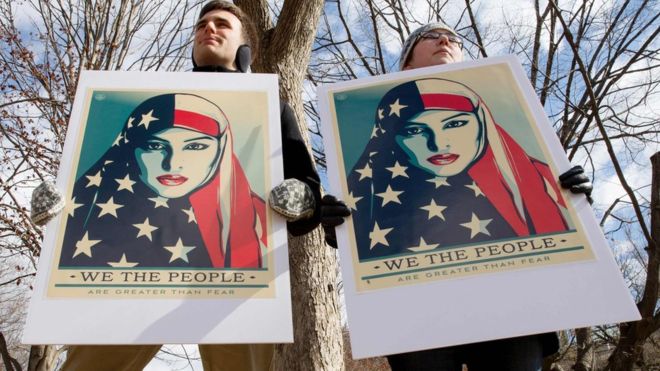 Trump travel ban: US judge blocks new executive order