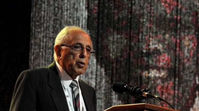 South Africa’s anti-apartheid veteran dies aged 87