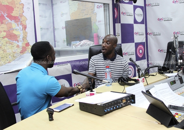 Okyeame Kwame, Kwabena Kwabena urge DJs to play more Ghanaian music