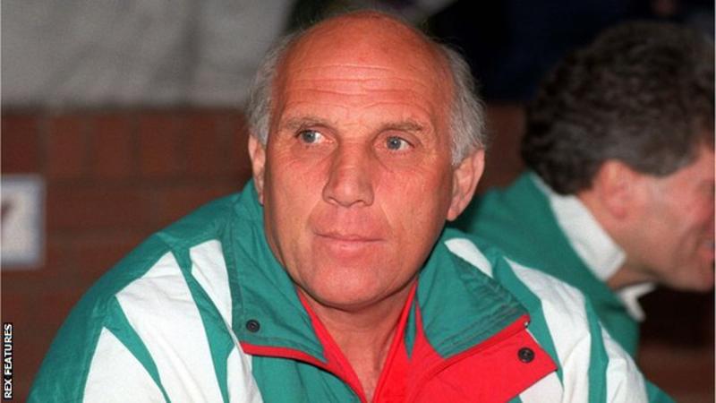 Former Liverpool captain and coach Ronnie Moran is dead
