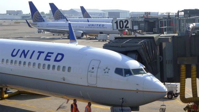 United Airlines caught up in leggings row