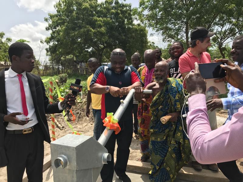 George Andah, Milani Pineapple contruct borehole for Awutu Dodukwa