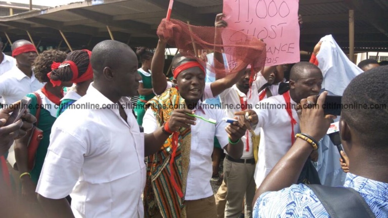 Unemployed nurses storm Health Ministry to demand posting [Photos]