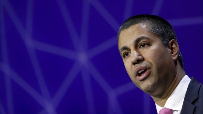 FCC votes to overturn net neutrality rules