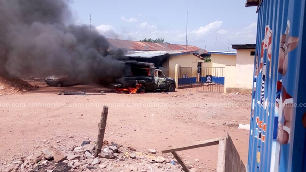 Angry Somanya residents set police car on fire
