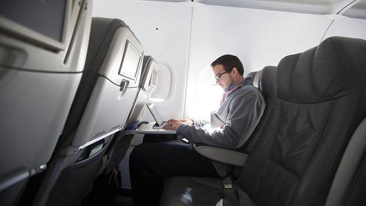US might extend cabin laptop ban worldwide, top official says