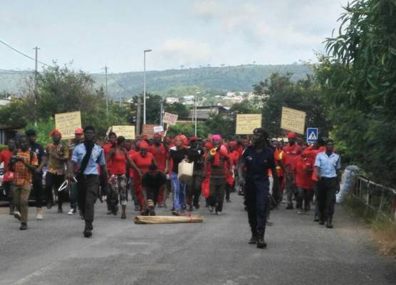 Akosombo residents demonstrate over ‘killer’ tariffs