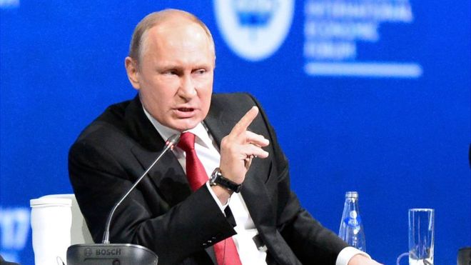 Putin scorns US claims over Trump-Russia ties