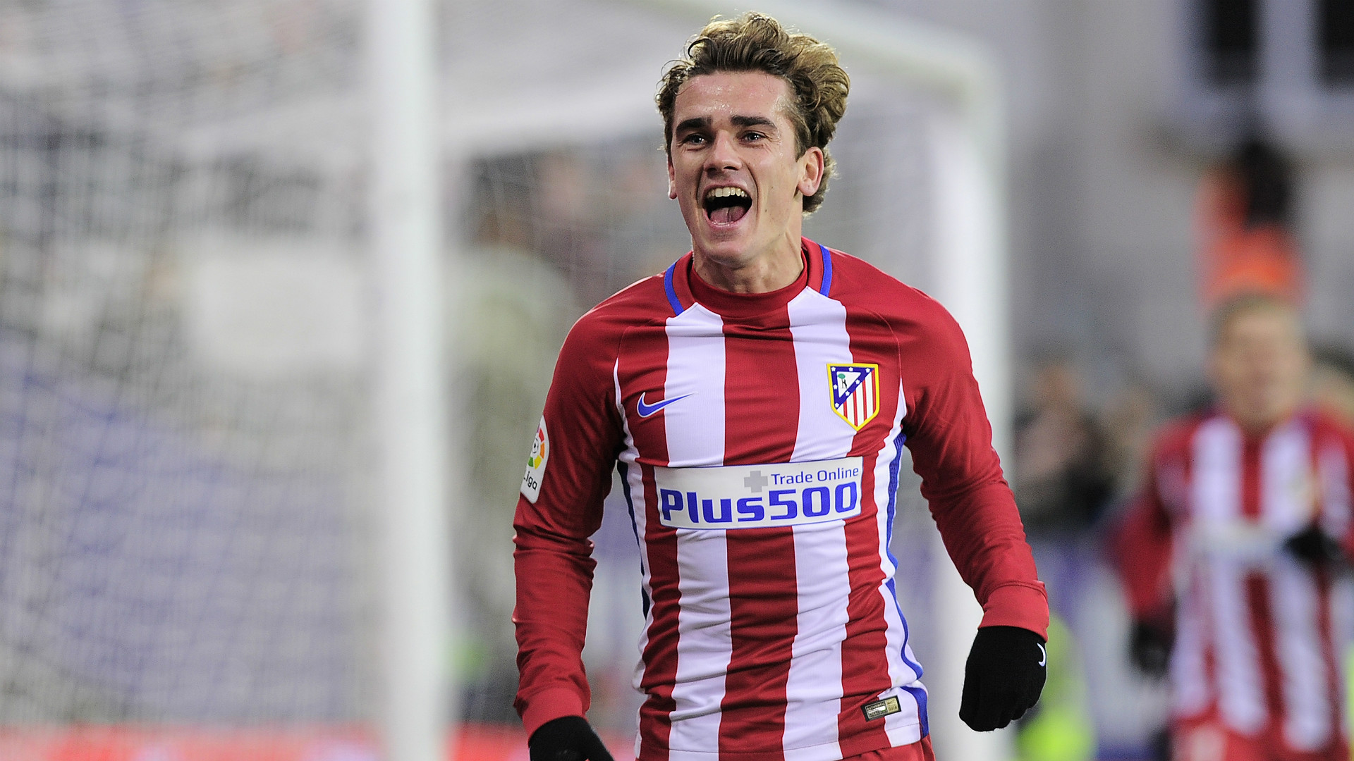 Griezmann confirms stay at Atletico Madrid