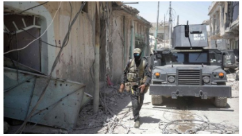 Battle for Mosul: Iraq forces repel IS counter-attack