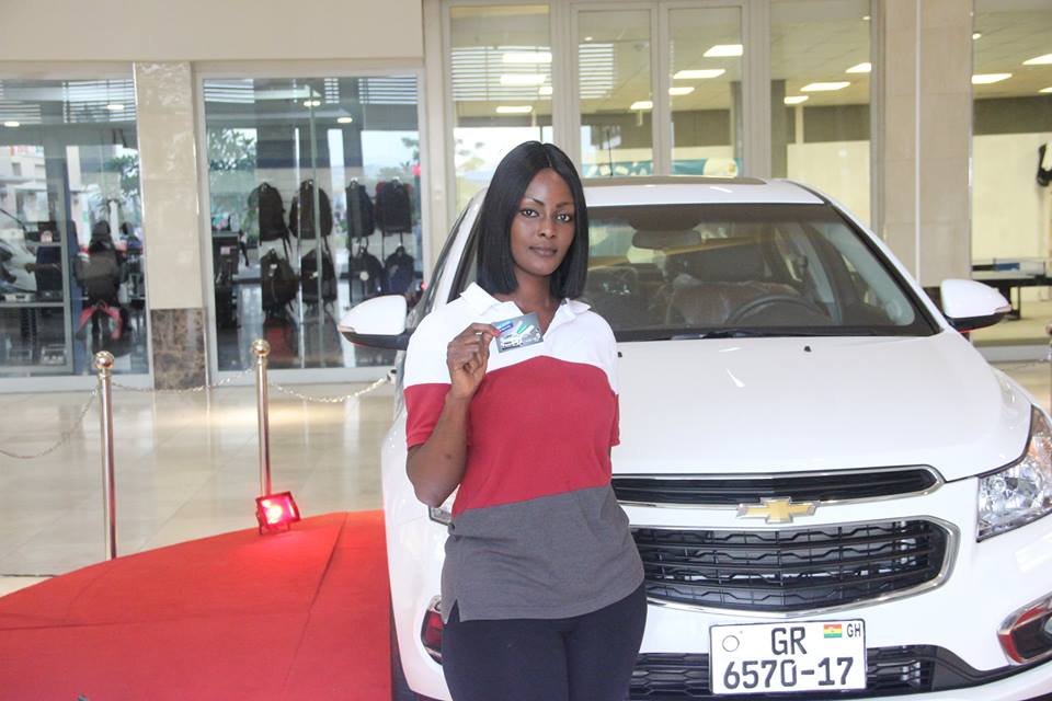 Shoppers at West Hills Mall ‘cruising’ for brand new Chevrolet saloon car