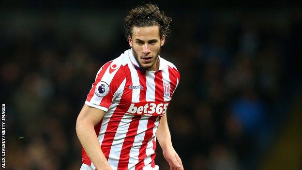 Ramadan Sobhi signs new five-year deal with Stoke City