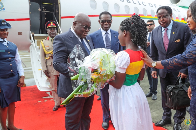 president-akufo-addo-arrives-at-the-airport