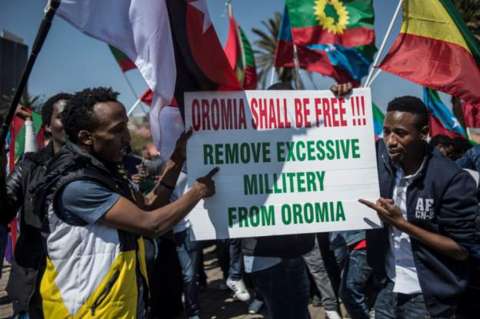Thousands flee Ethiopia clashes