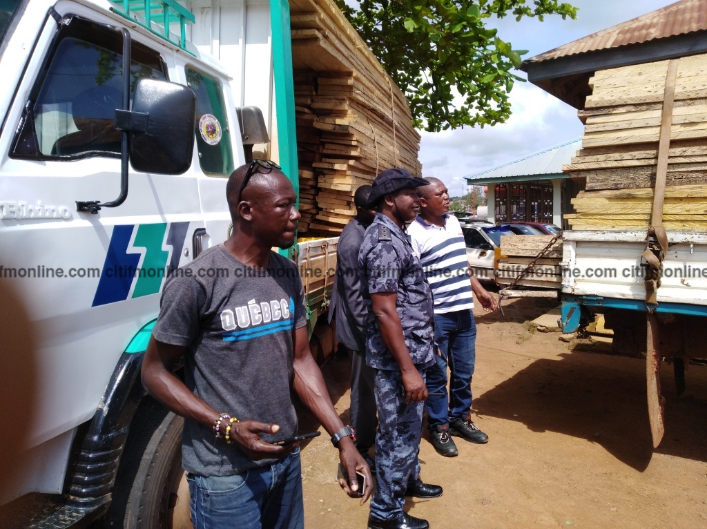5 trucks loaded with illegal lumber impounded in BA