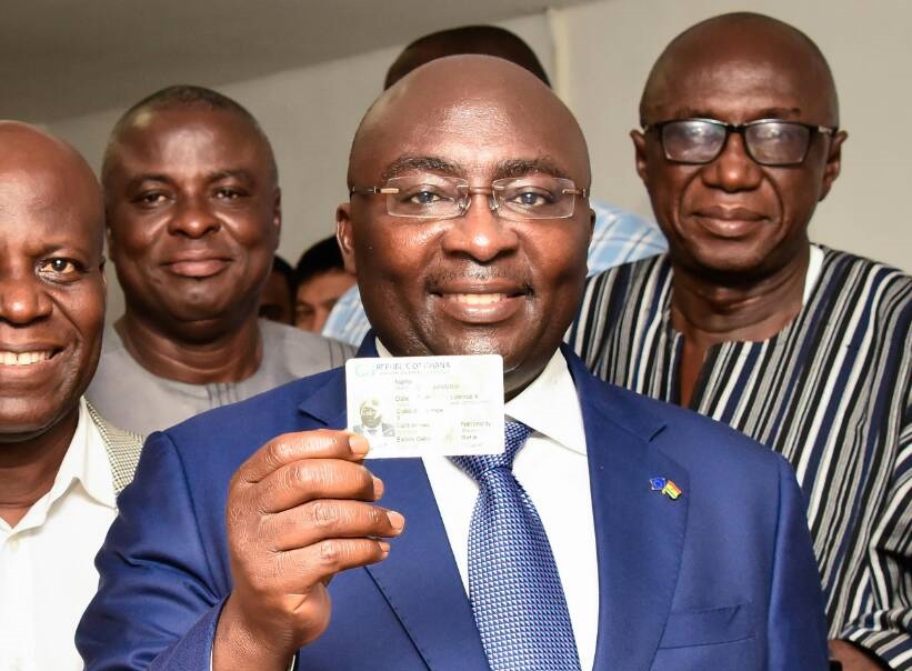 Bawumia receives smart card license [Photos]
