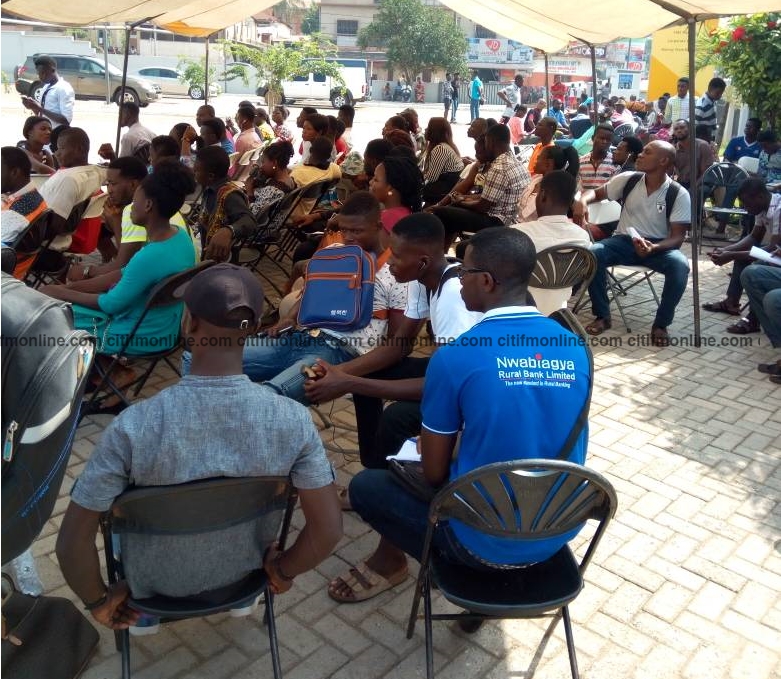 Mad rush for police forms; applicants stranded at Kumasi GCB offices