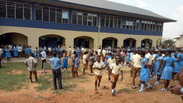 Parents run helter skelter for their wards at Kumasi Academy
