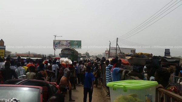 Tension at Mankessim as taxi drivers clash with military
