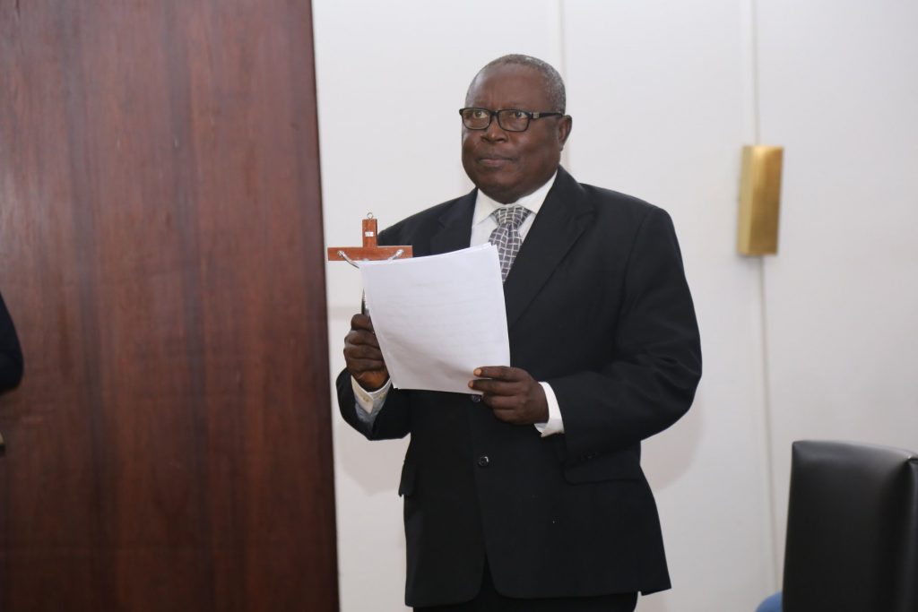 Martin Amidu being administered the oaths by President Akufo-Addo