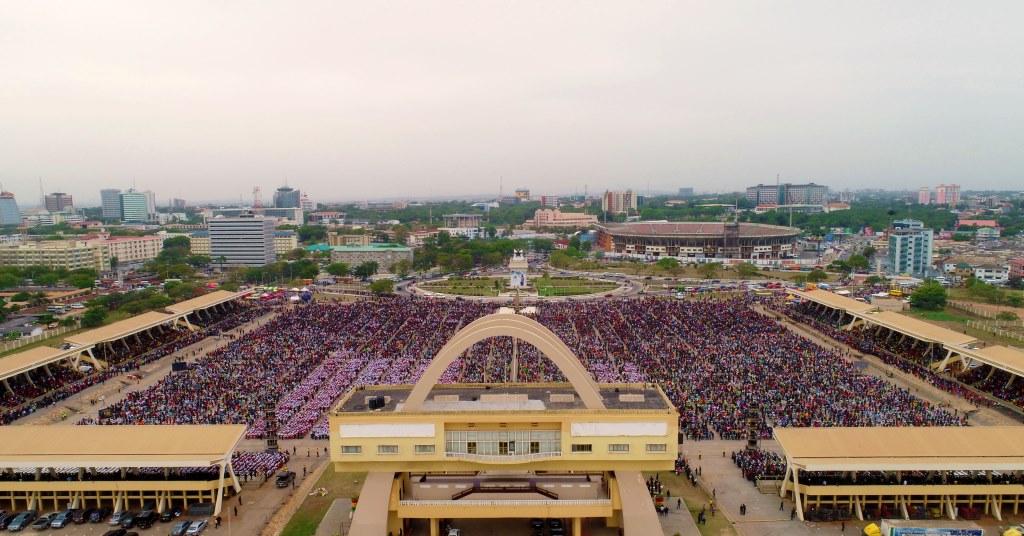 Thousands attend Bishop Dag’s miraculous Good Friday Service [Photos]