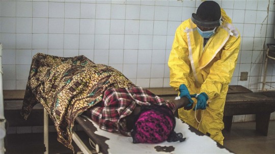 EU pledges €500m to fight Ebola in West Africa