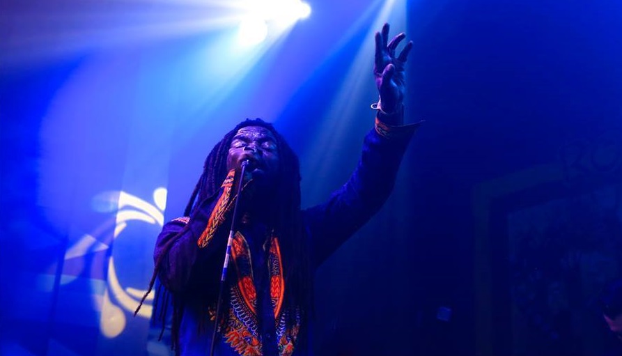Rocky Dawuni releases three songs off his new album