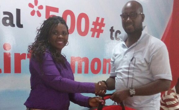 #D2R2015: Airtel rewards fan during Pappy Kojo Twitter/Facebook chat