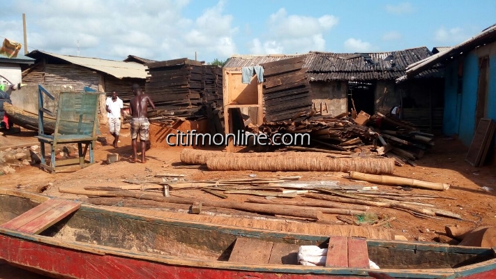 sea defense wall at axim (3)
