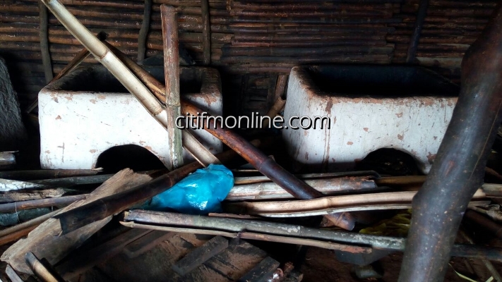 sea defense wall at axim (4)