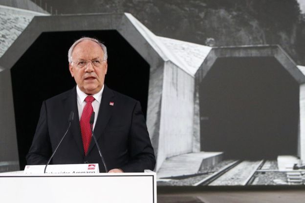 Swiss President Johann Schneider-Ammann greeted guests at the tunnel.