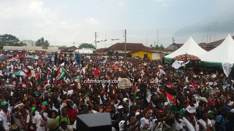 mahama-in-eastern-region-3