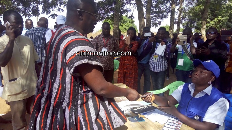 bawumia-voting-3