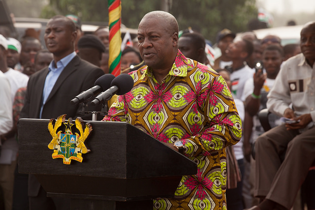 people-weep-for-mahama-16